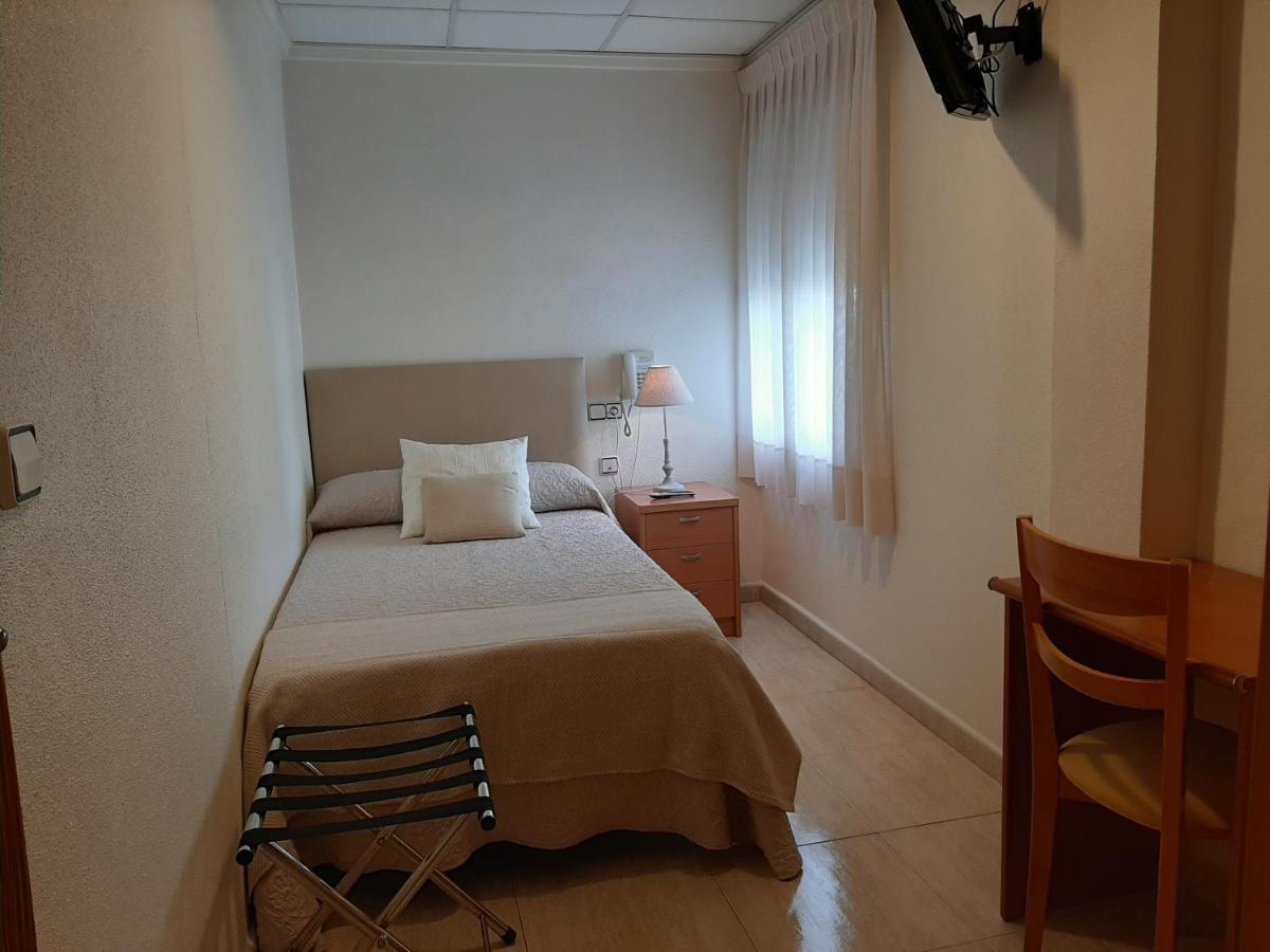 Hostal El Retiro Almoradí المظهر الخارجي الصورة